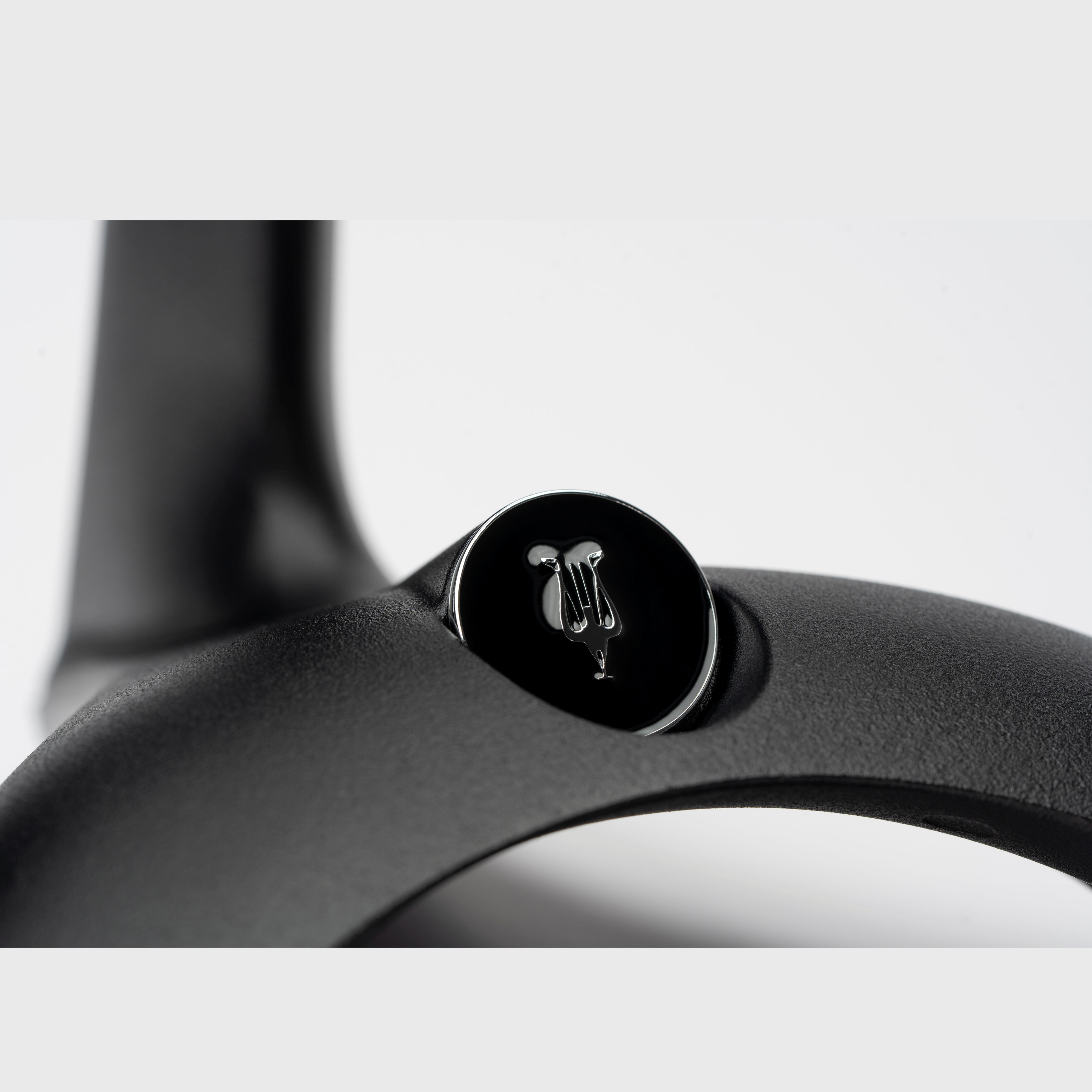 Support de casque MEZE MANTA Black Edition