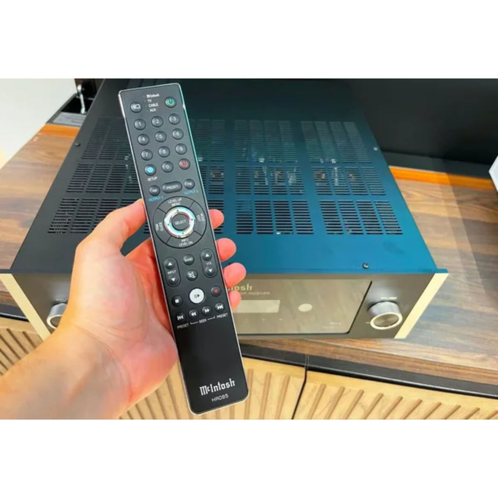 MCINTOSH MHT300 AMPLIFICATEUR DE PUISSANCE