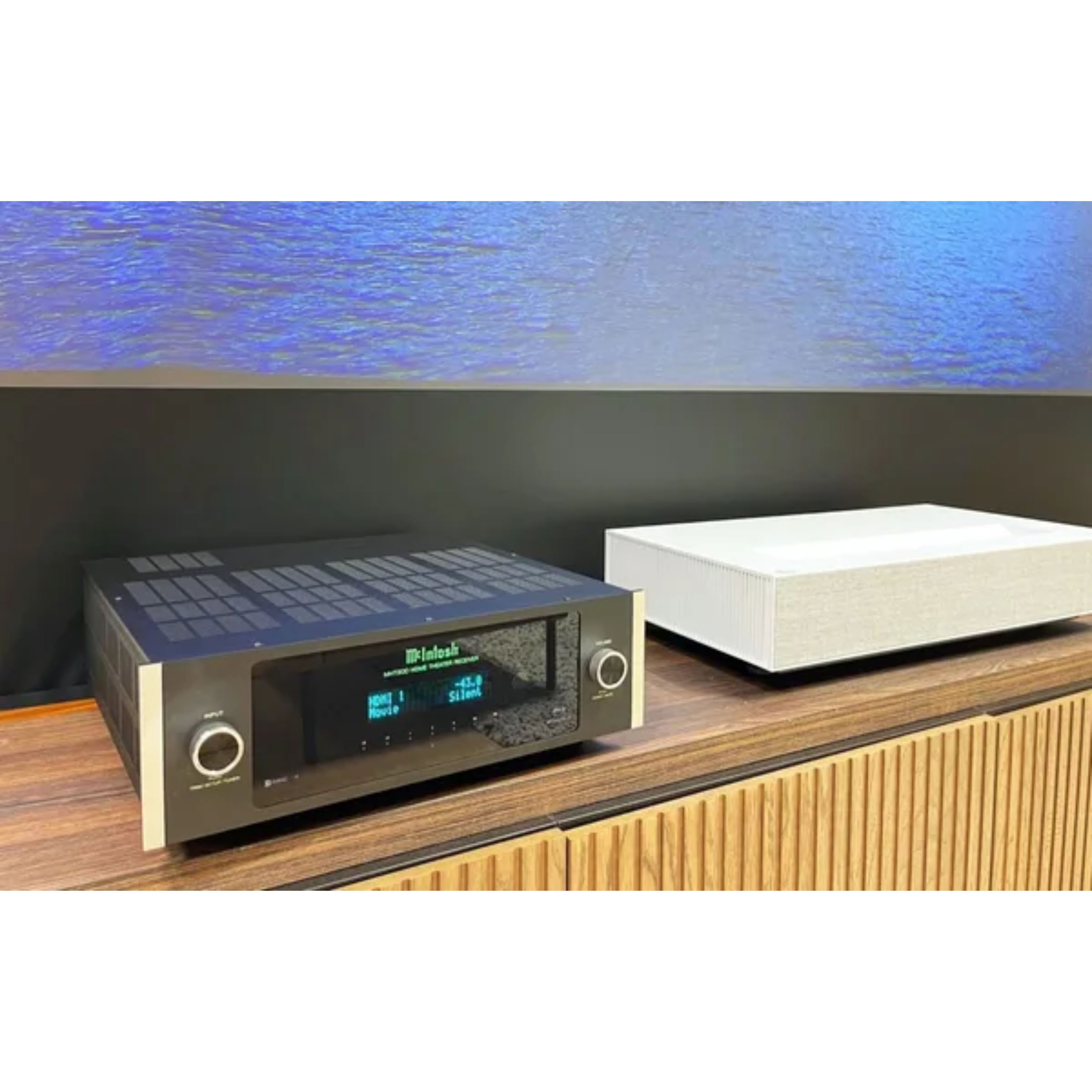 MCINTOSH MHT300 AMPLIFICATEUR DE PUISSANCE