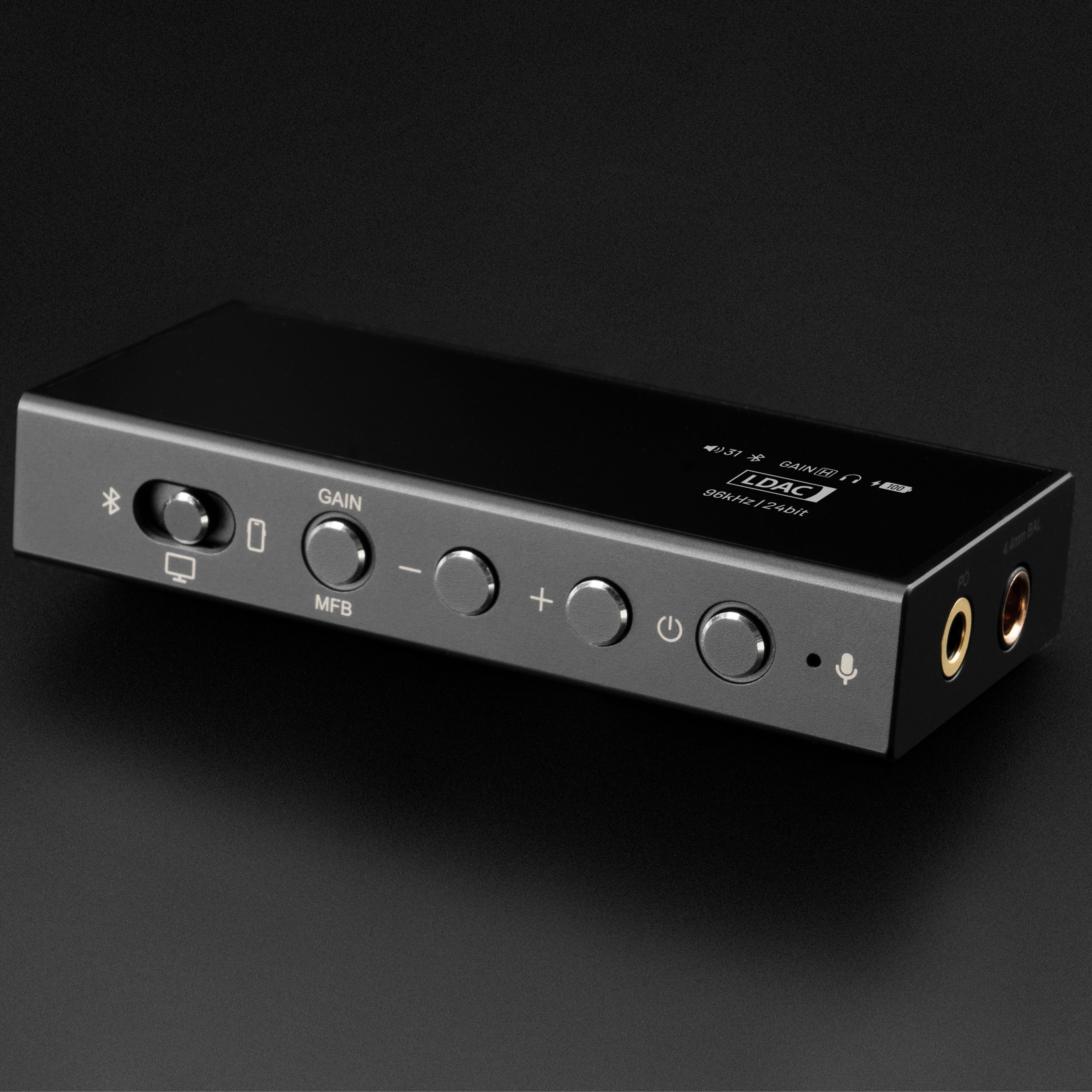 QUESTYLE M18i