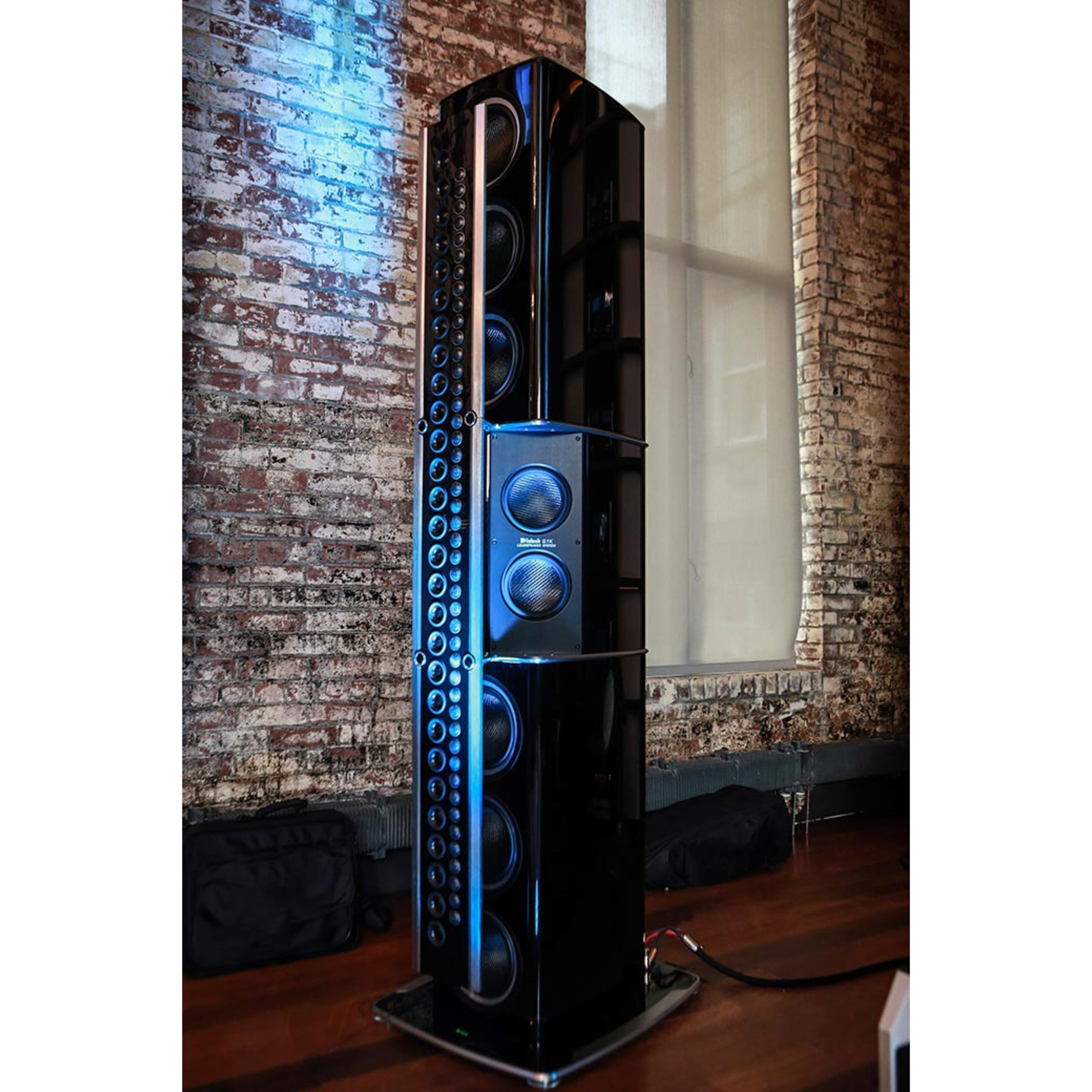 MCINTOSH XRT2.1K ENCEINTES