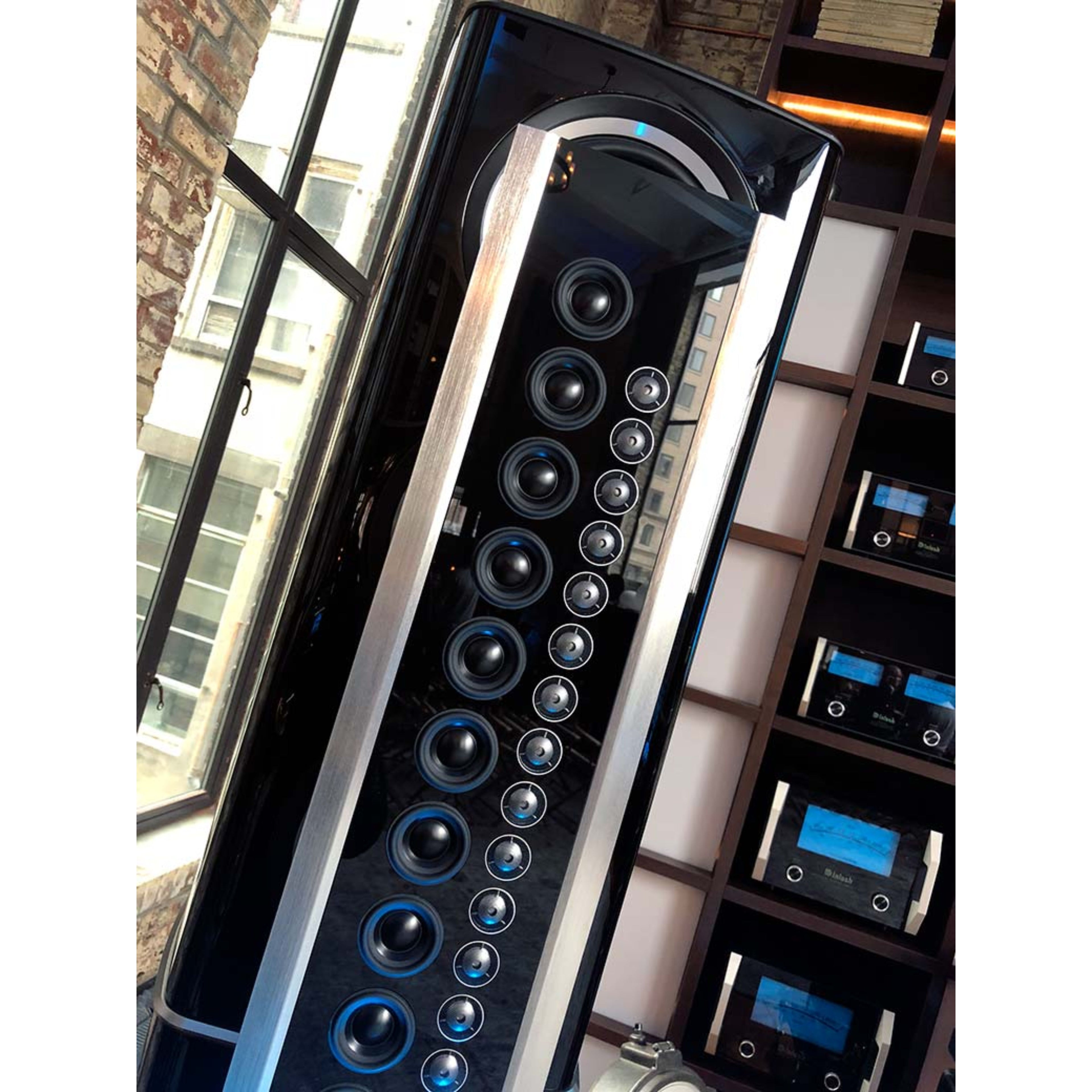 MCINTOSH XRT2.1K ENCEINTES