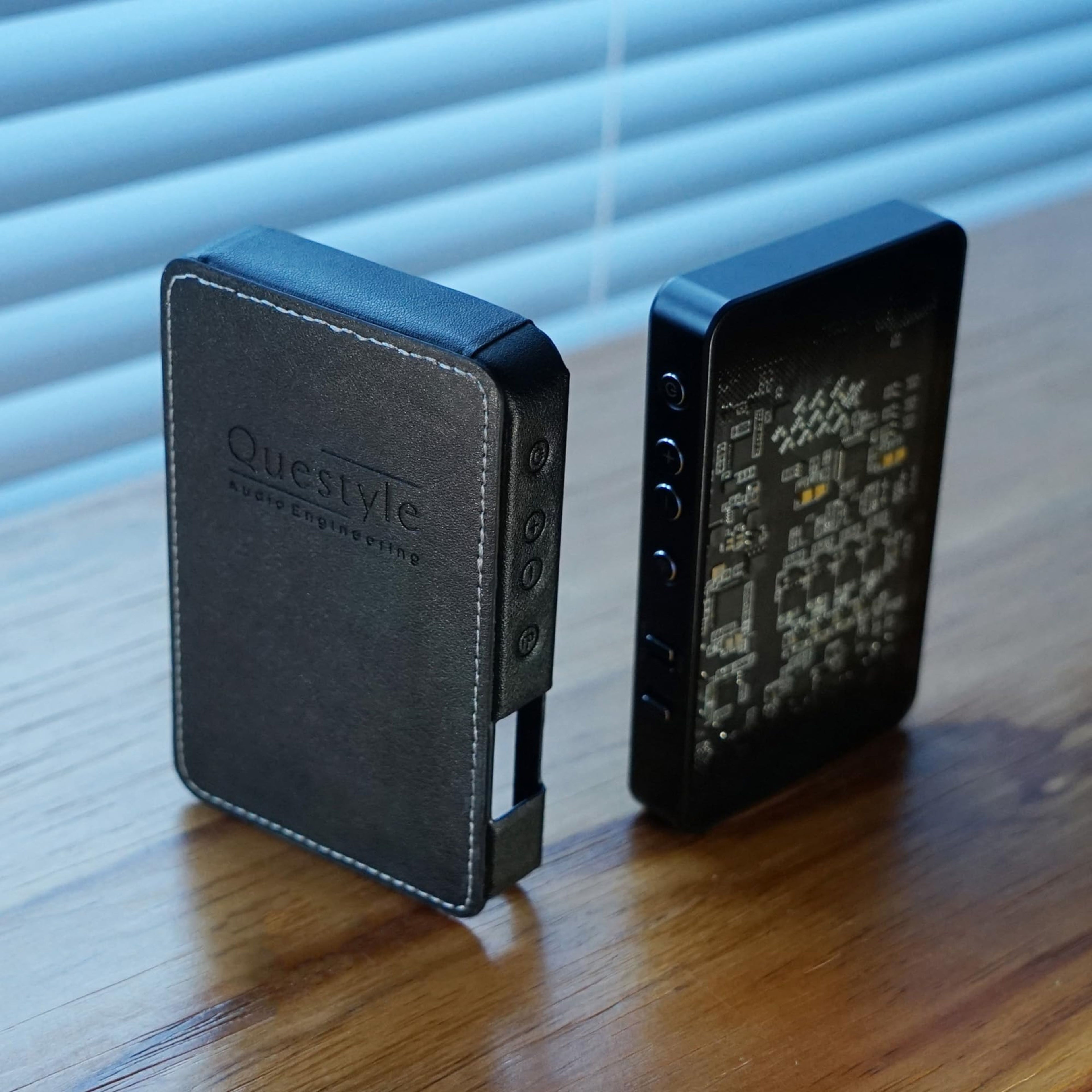 QUESTYLE Étui MagSafe pour Sigma